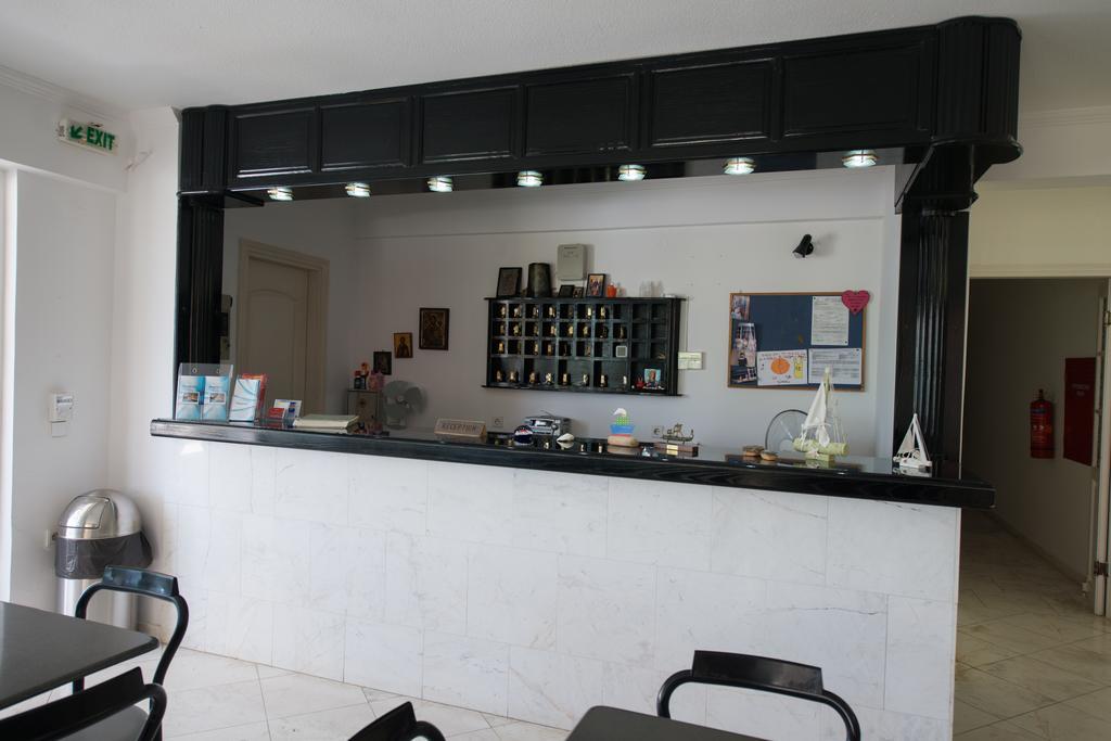 Hotel Niras นีดรี ภายนอก รูปภาพ